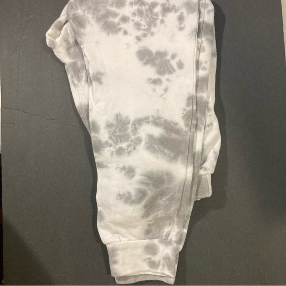 Caution to the Wind size S,white/gray Tie Dye,warm-ups, minor flaws (photos) GUC - Picture 8 of 14